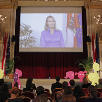 Bundesministerin Dr. Beatrix Karl hat eine Video-Grußbotschaft geschickt